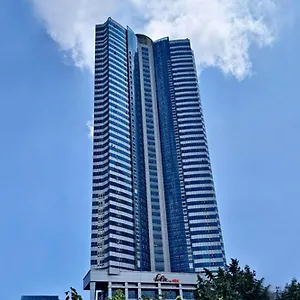 Felix By Stx & Ciudad Metropolitana de Busan