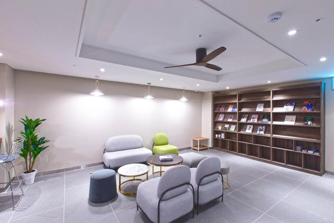 **  Brosis Hotel بوسان كوريا الجنوبية